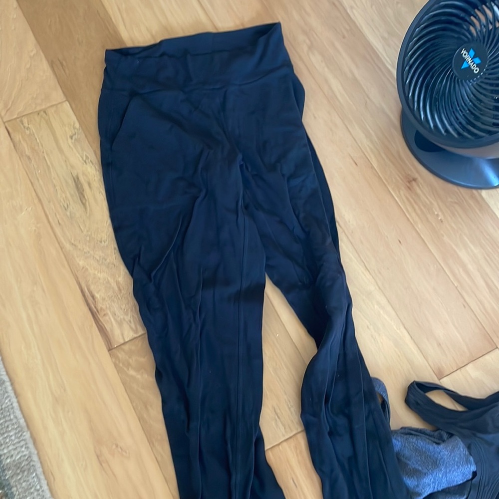 Lulu pants size 4